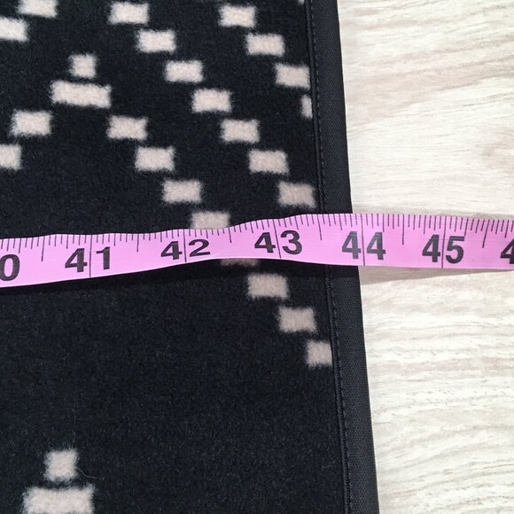 Ike Behar Blanket Poncho Black Shawl Reversible Wrap Fleece Women One Size Cozy - Picture 13 of 16